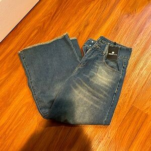 NWT StyleMe Wide Leg Capris